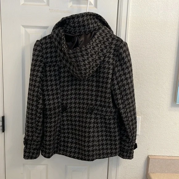 Black and gray herringbone plaid hooded pea coat - Picture 2 of 4